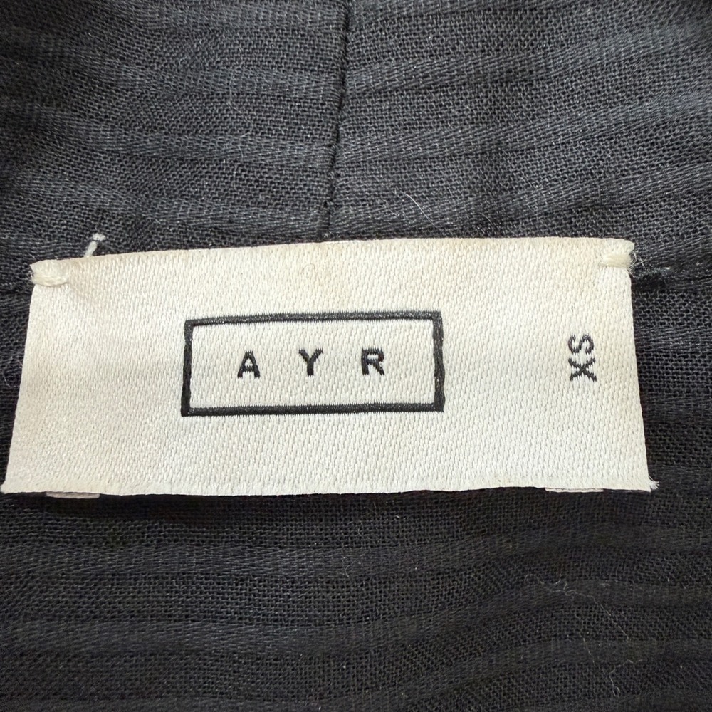 AYR V-Neck Cap Sleeve Top XS Black Minimalist Quiet Luxury Office Siren - Picture 6 of 6